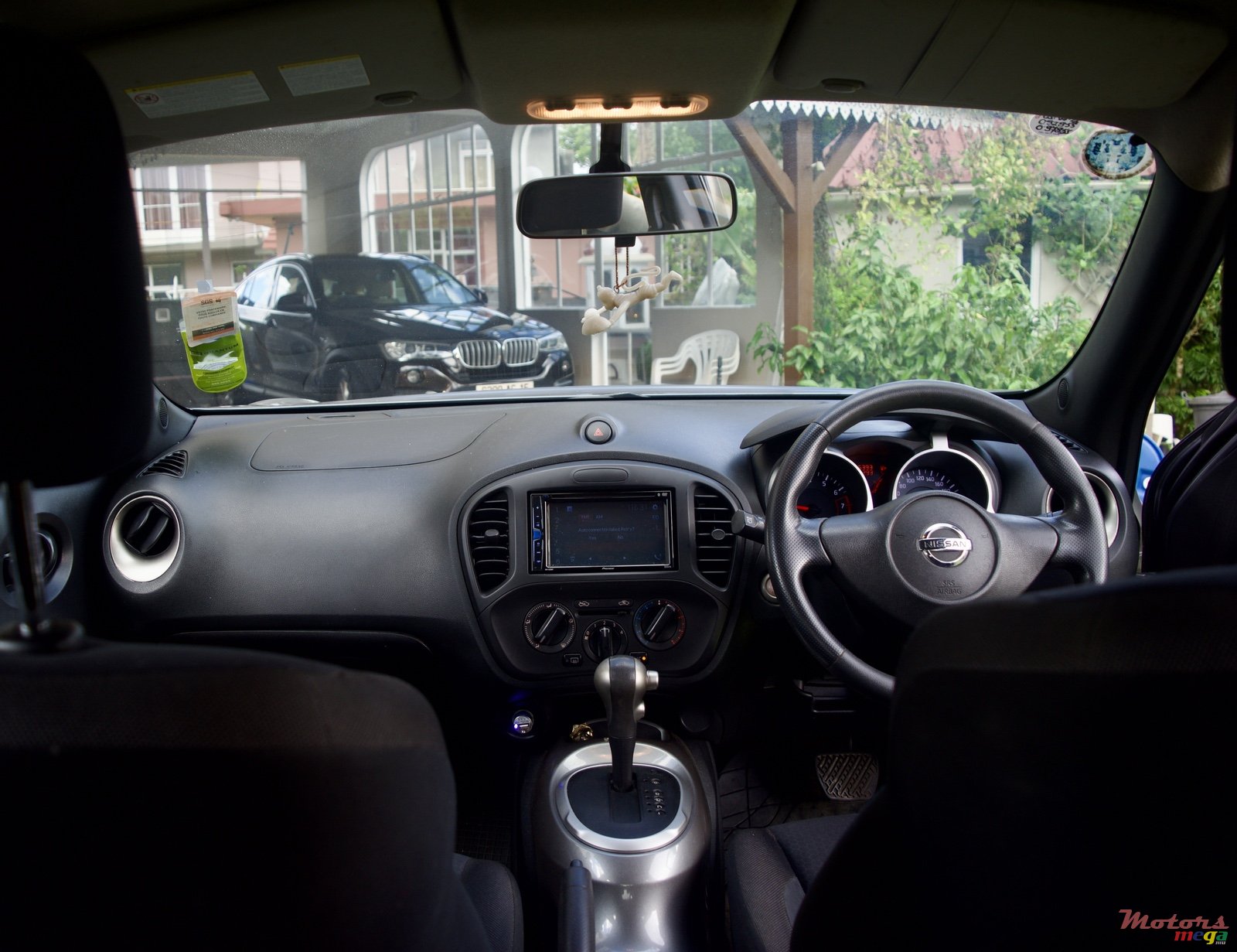 2013' Nissan Juke photo #3