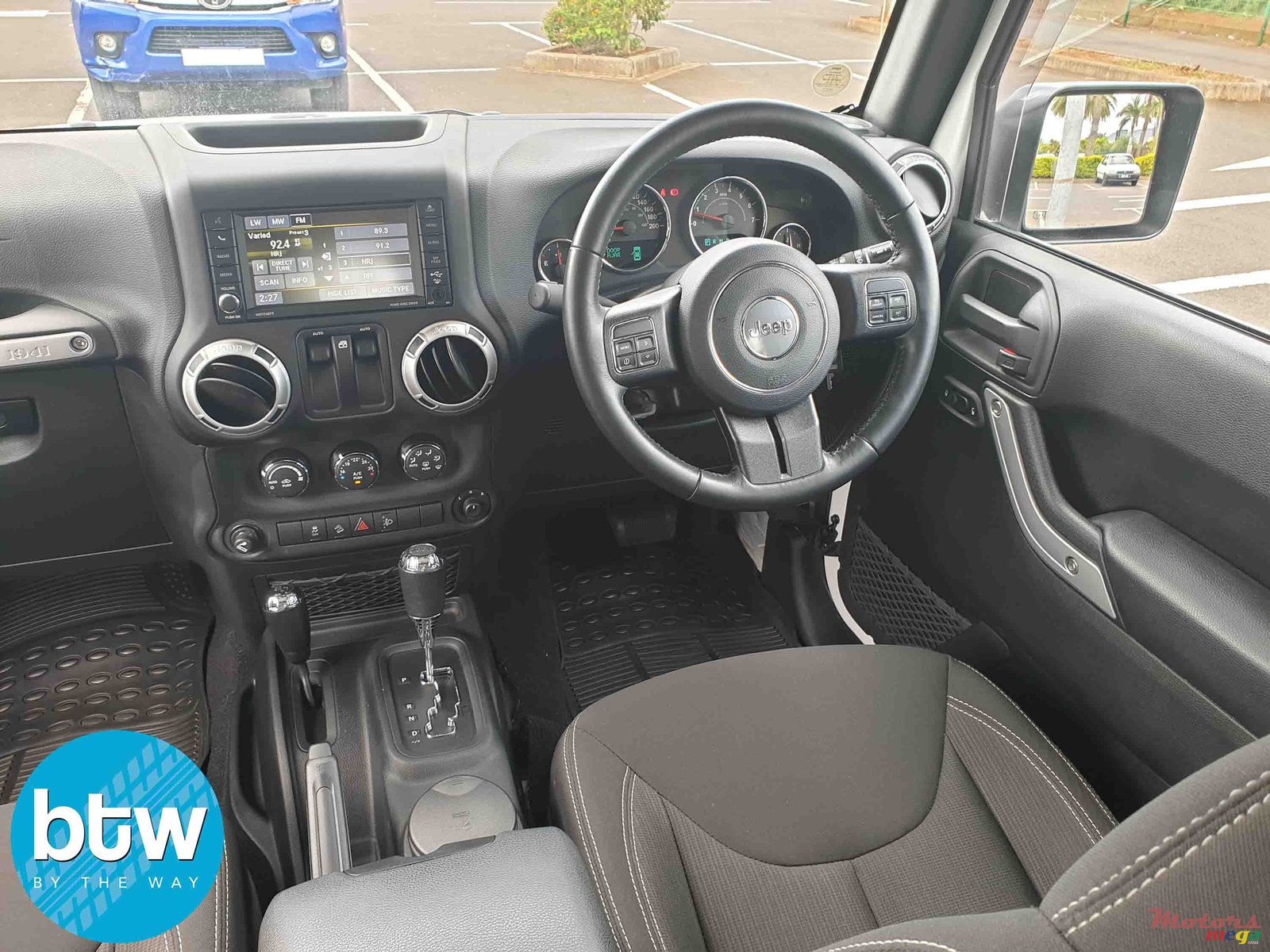 2017' Jeep Wrangler photo #5