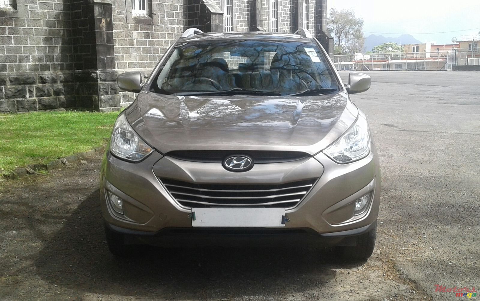 2010' Hyundai ix35 photo #2