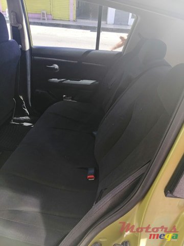 2007' Nissan Tiida photo #3