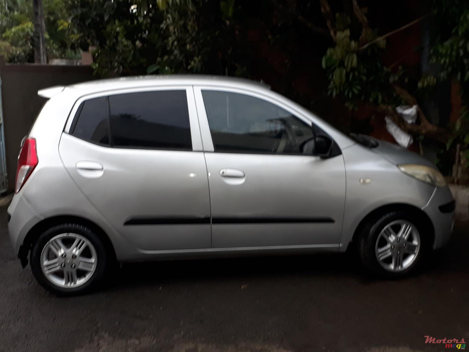 2008' Hyundai i10 photo #1