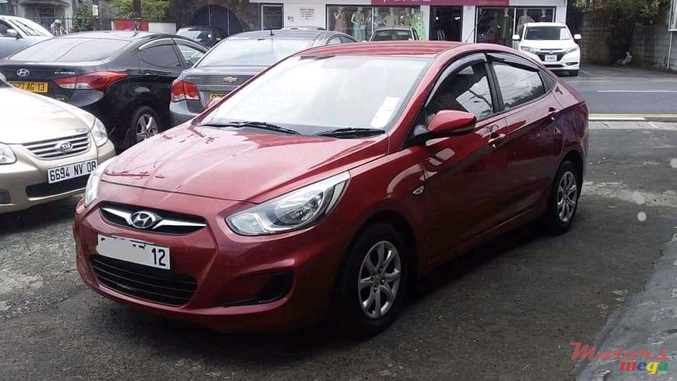 2012' Hyundai Accent photo #1