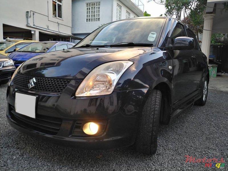 2009' Suzuki Swift photo #7