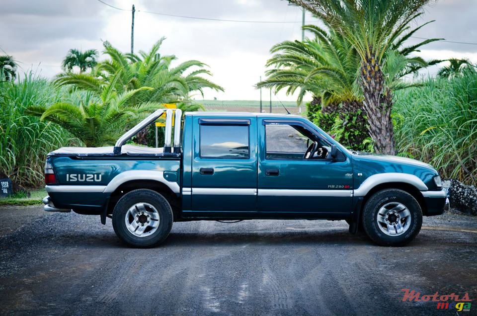 2002' Isuzu KB Series KB250 TURBO photo #4