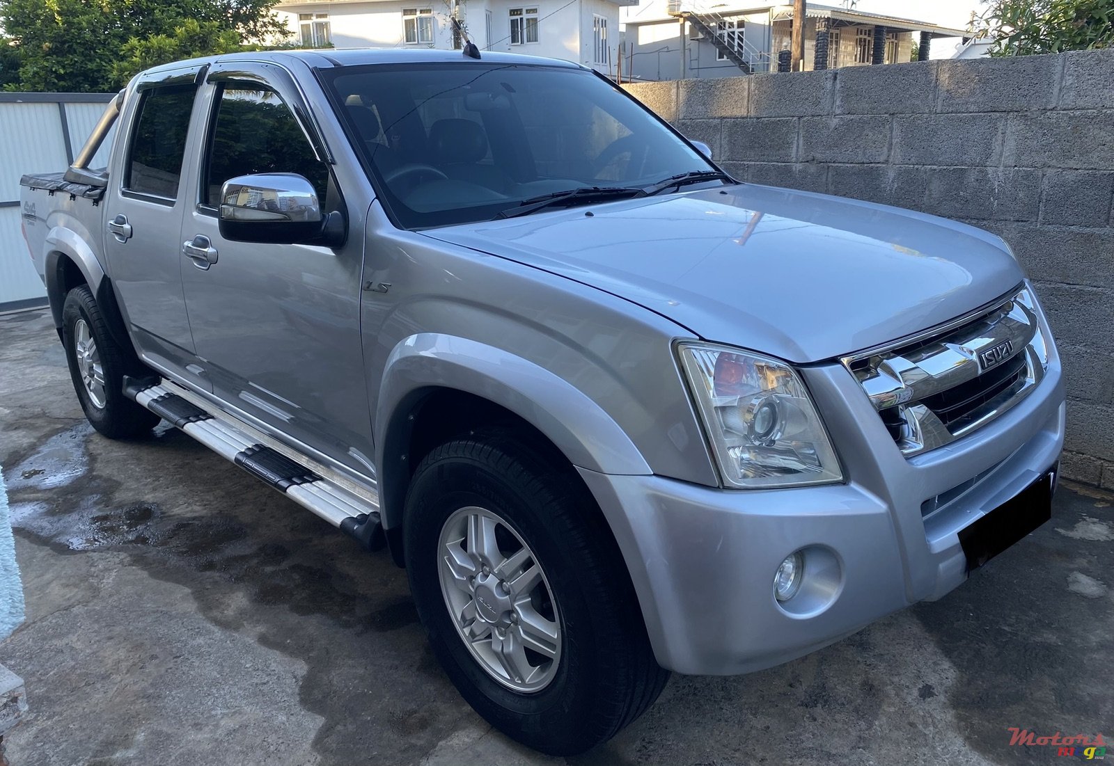 2011' Isuzu D-Max LS 3.0 photo #2