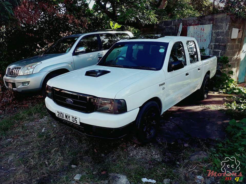 2005' Ford Double cab 4x2 photo #1