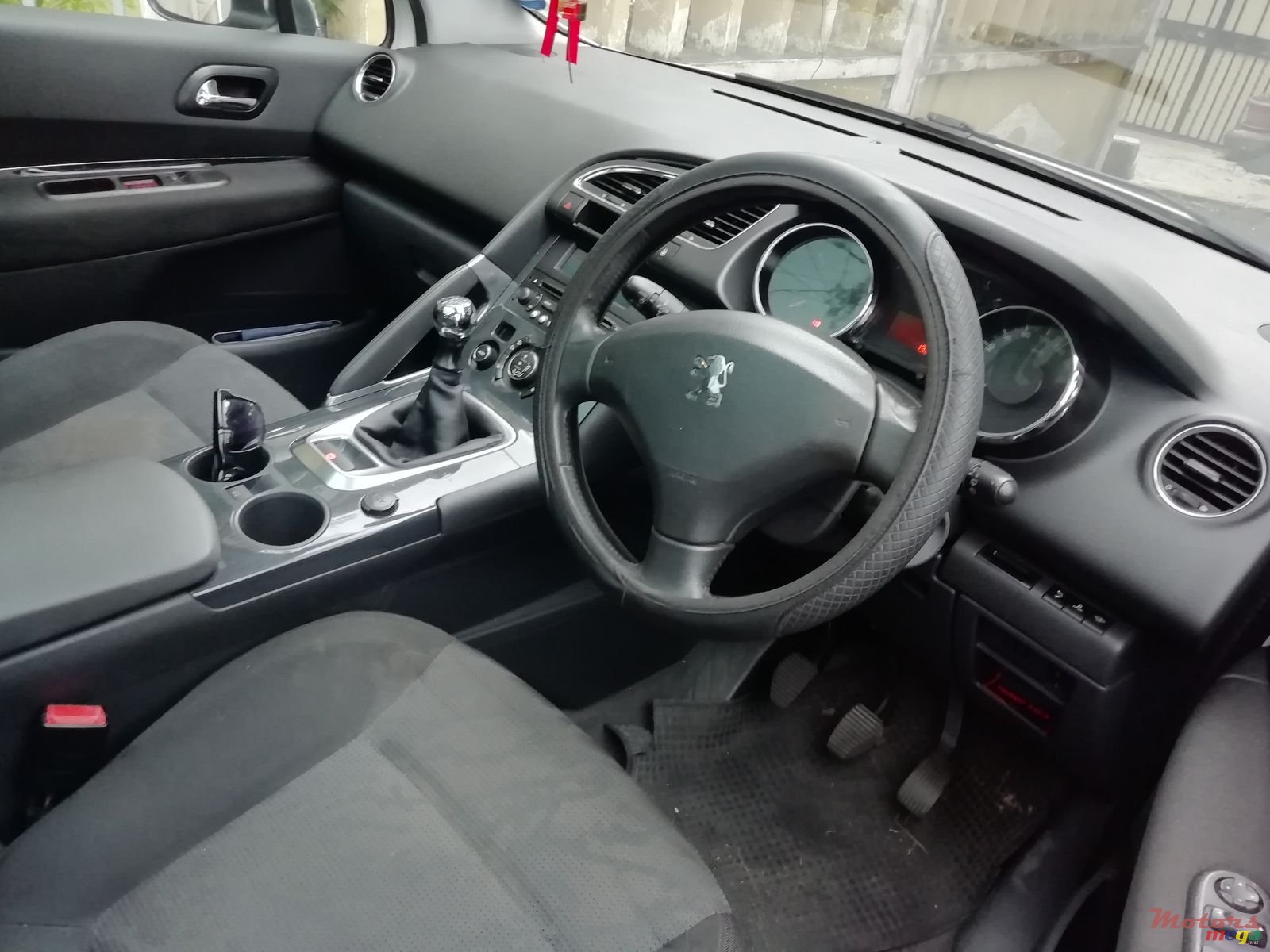 2011' Peugeot 3008 photo #4