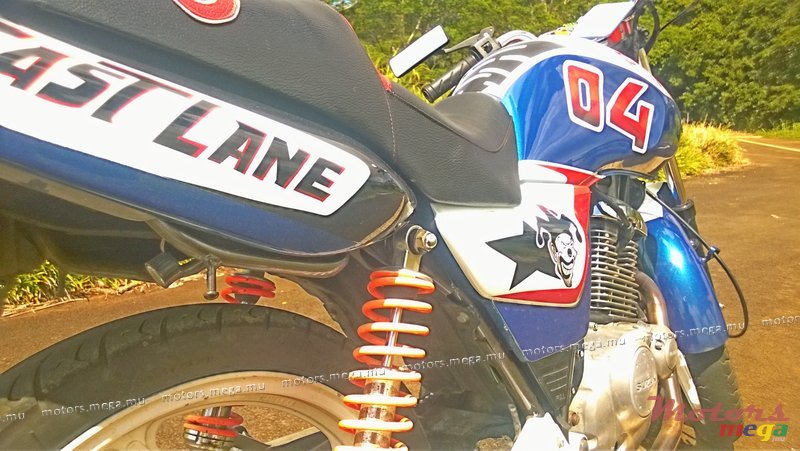 2007' Suzuki EN125 photo #3