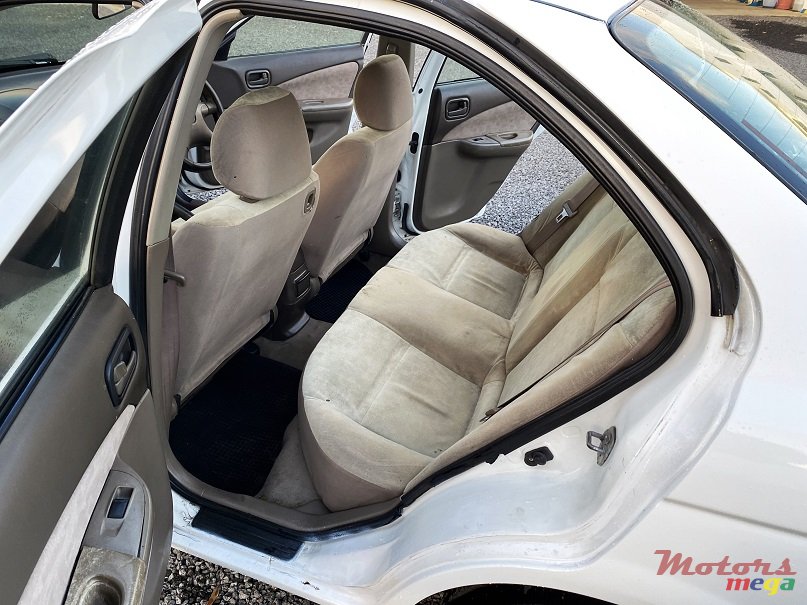 2002' Nissan Sunny FB15 Manual 1.5L JAPAN photo #5