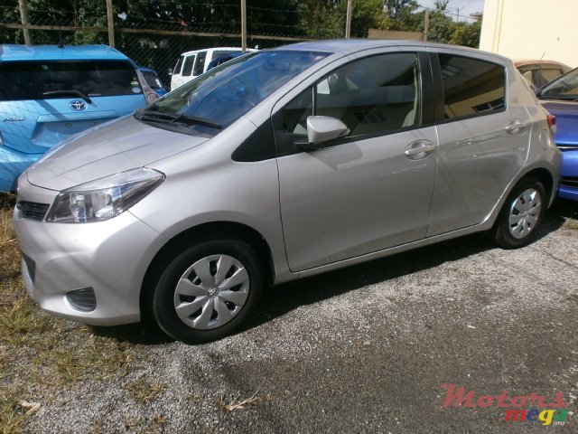 2013' Toyota Vitz photo #1