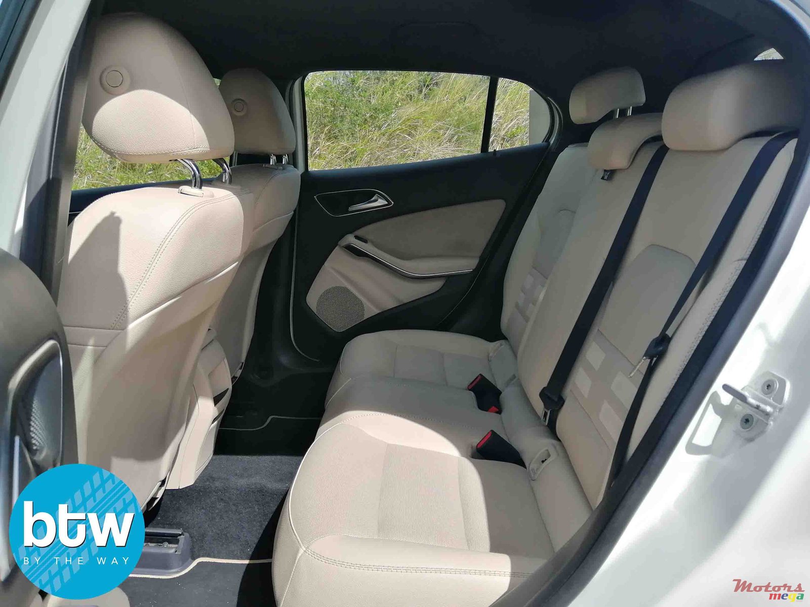 2016' Mercedes-Benz GLA-Class photo #4