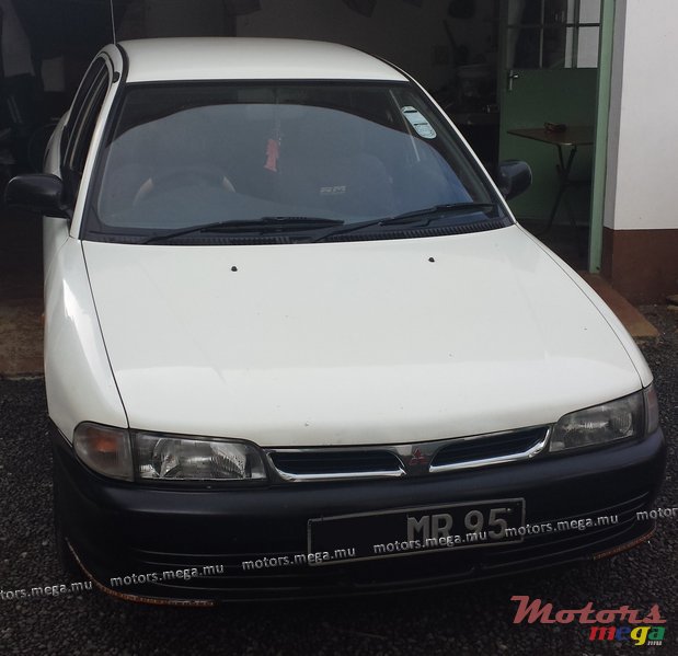 1995' Mitsubishi photo #1