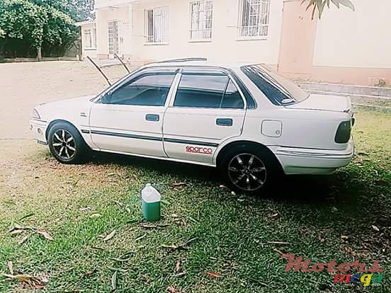 1989' Toyota Corolla photo #3