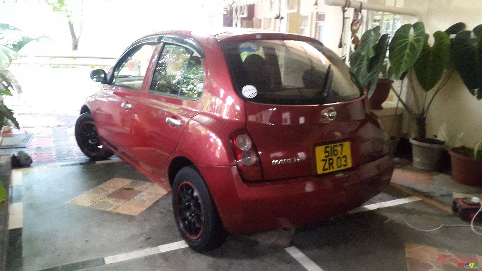 2003' Nissan photo #2