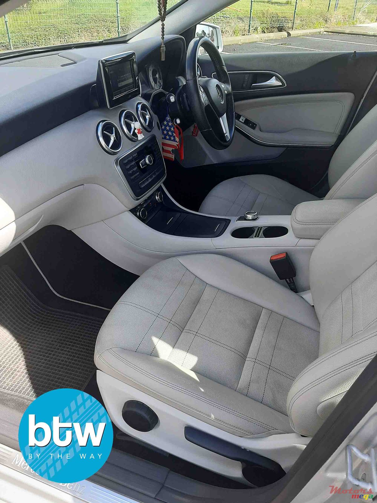 2014' Mercedes-Benz A 200 photo #5