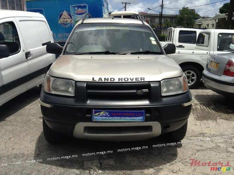 2000' Land Rover photo #1