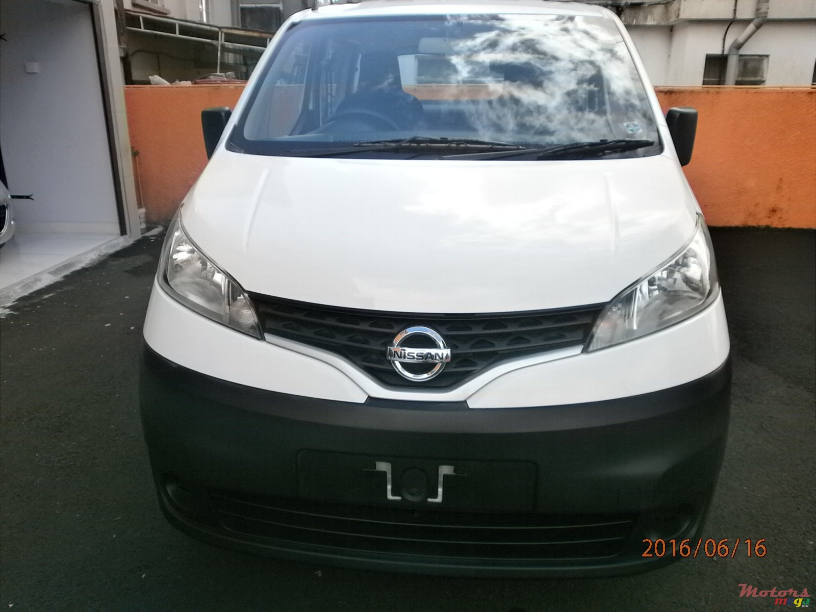 2013' Nissan Vanette cargo NV200 photo #3