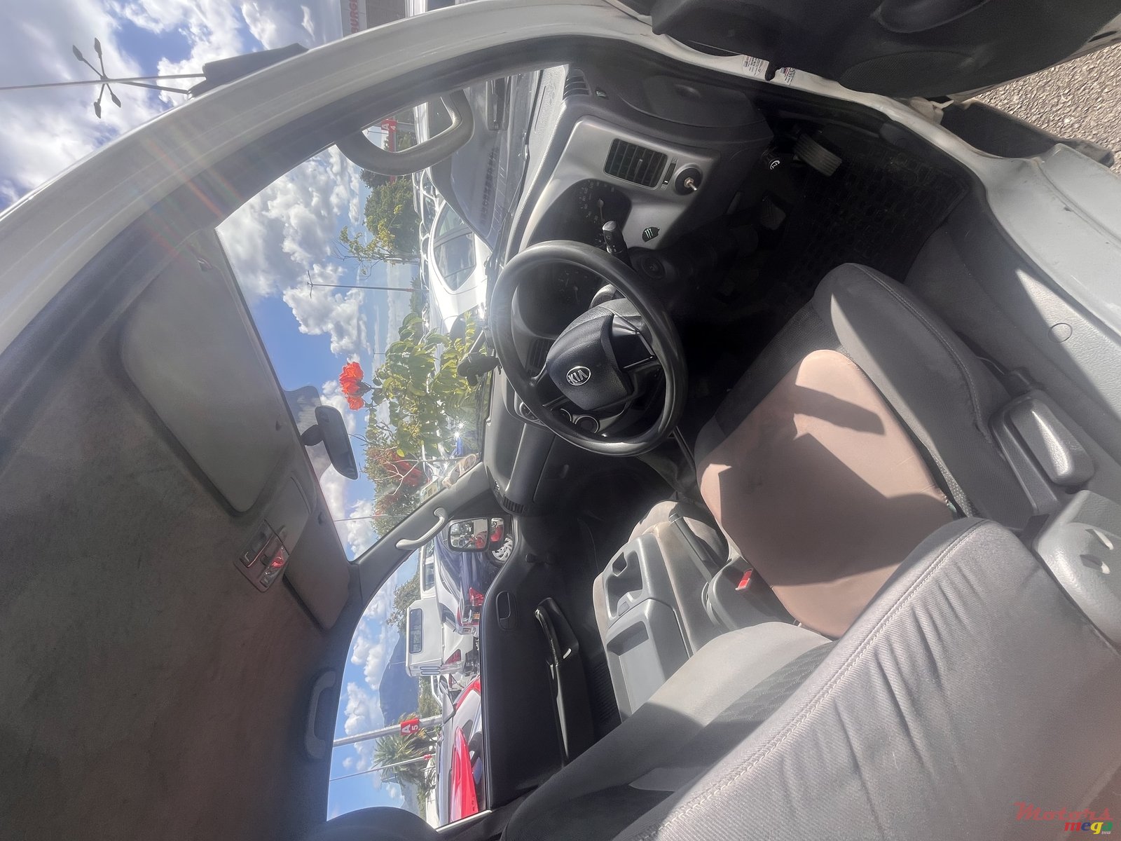 2021' Kia KB2700 photo #3