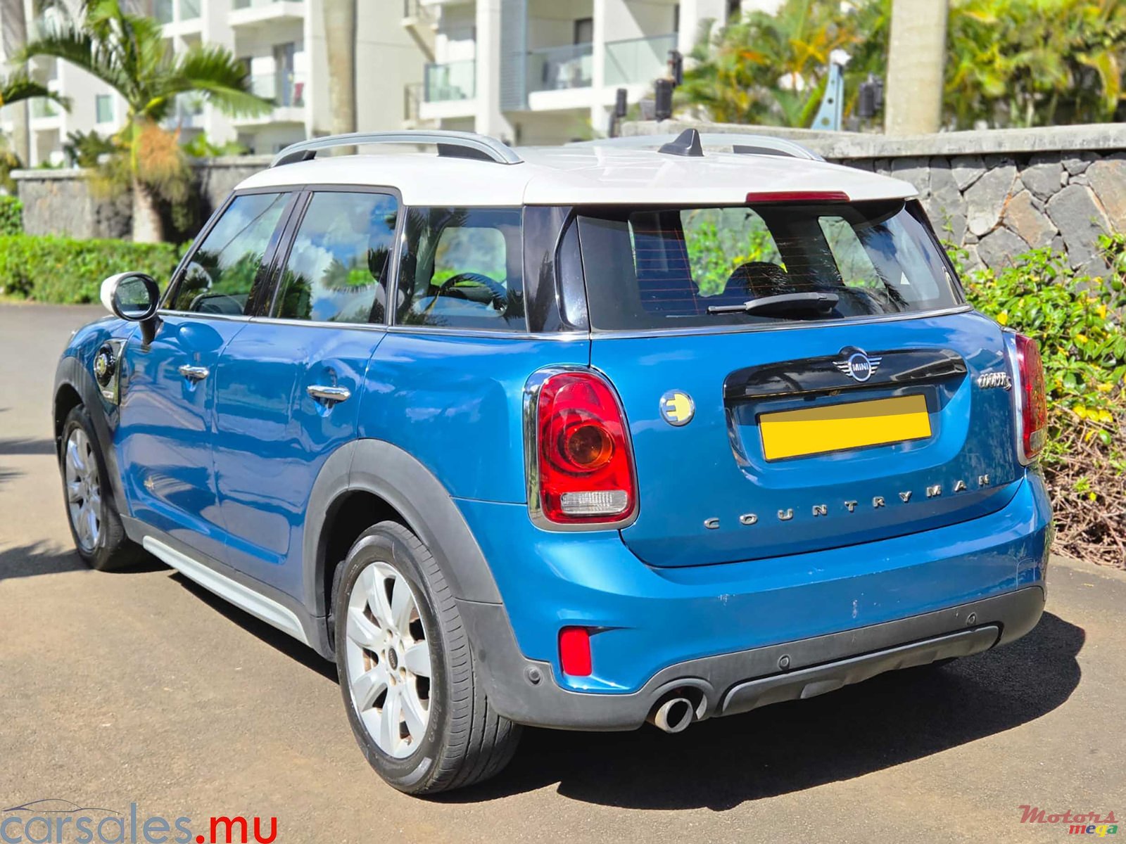2020' MINI Cooper Countryman SE photo #3