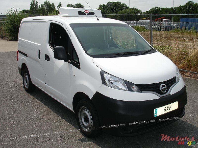2010' Nissan NV200 photo #1