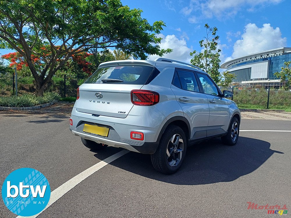 2021' Hyundai Venue NLine photo #4