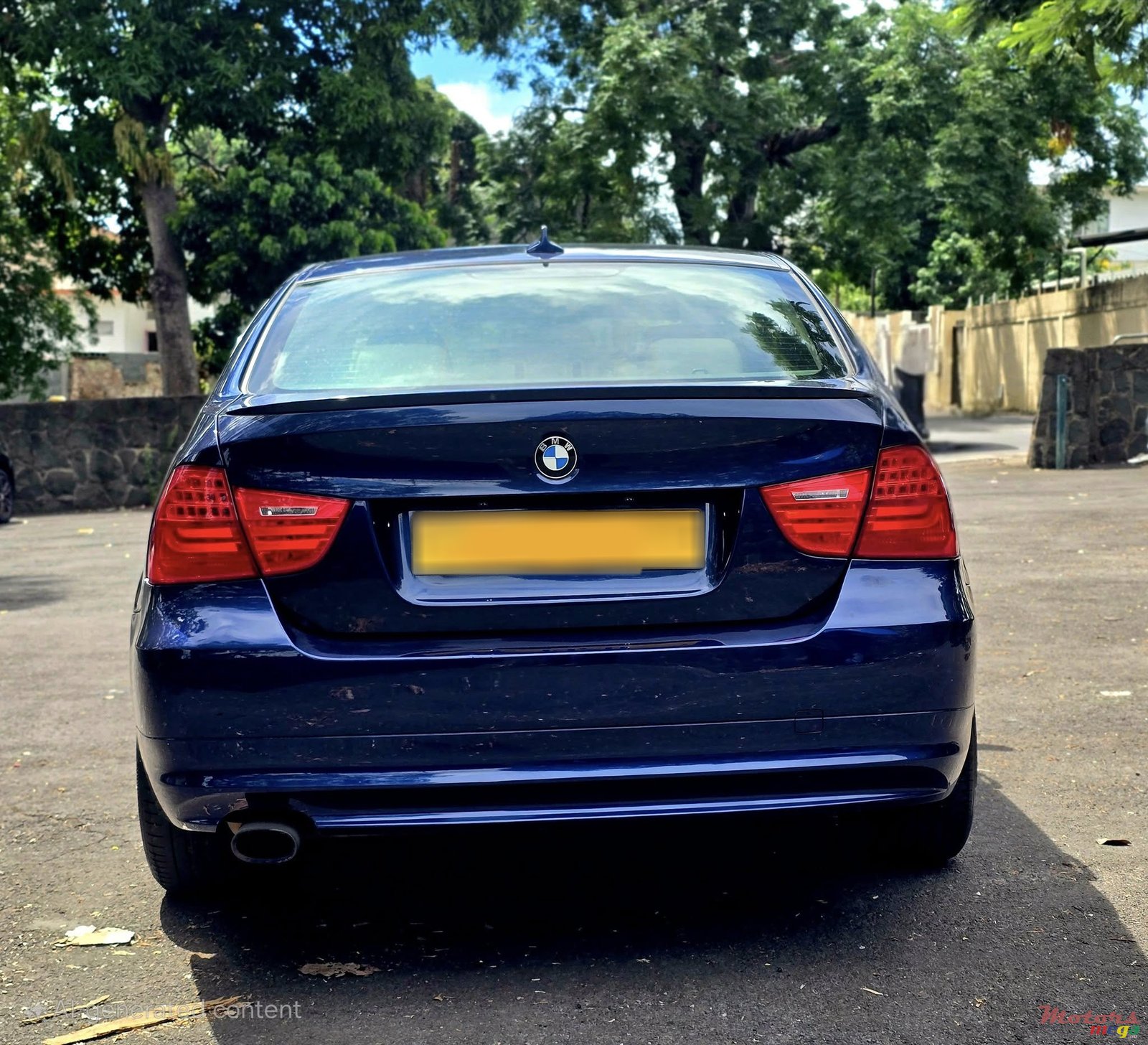 2011' BMW 316 photo #4