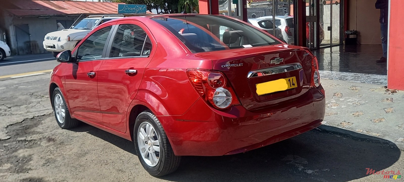 2014' Chevrolet Sonic photo #2
