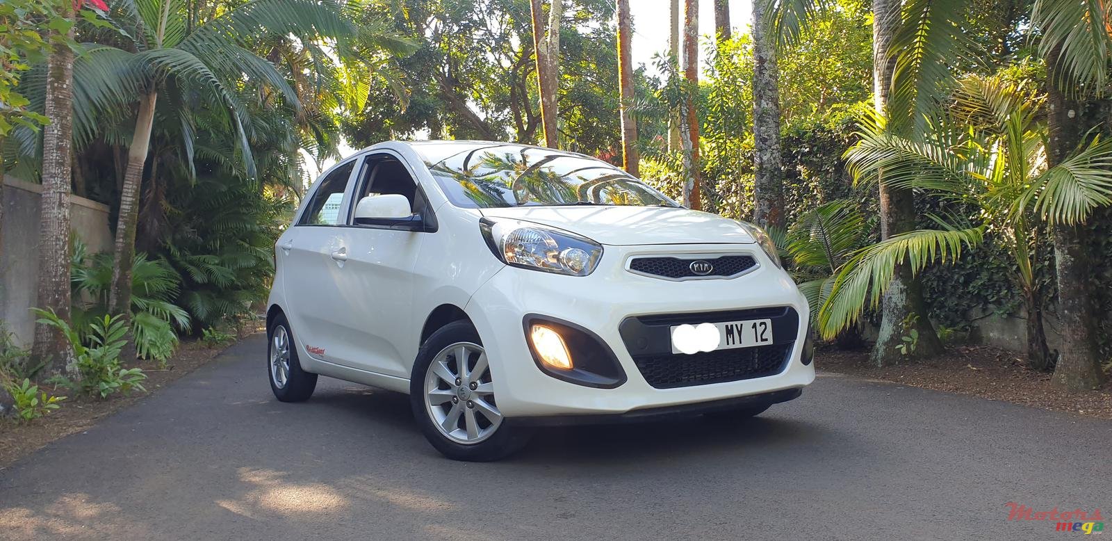 2012' Kia Picanto photo #1