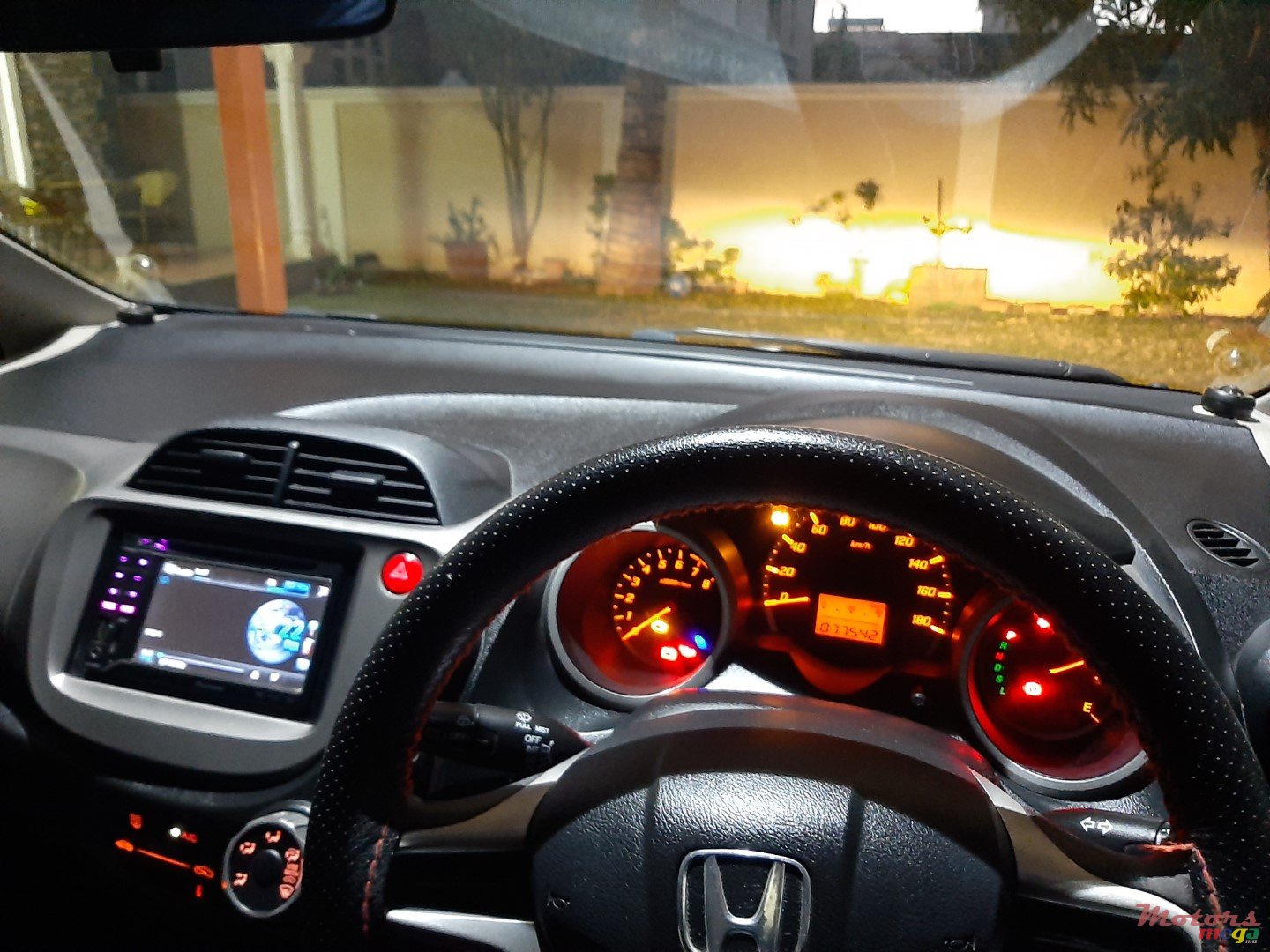 2011' Honda Fit photo #2