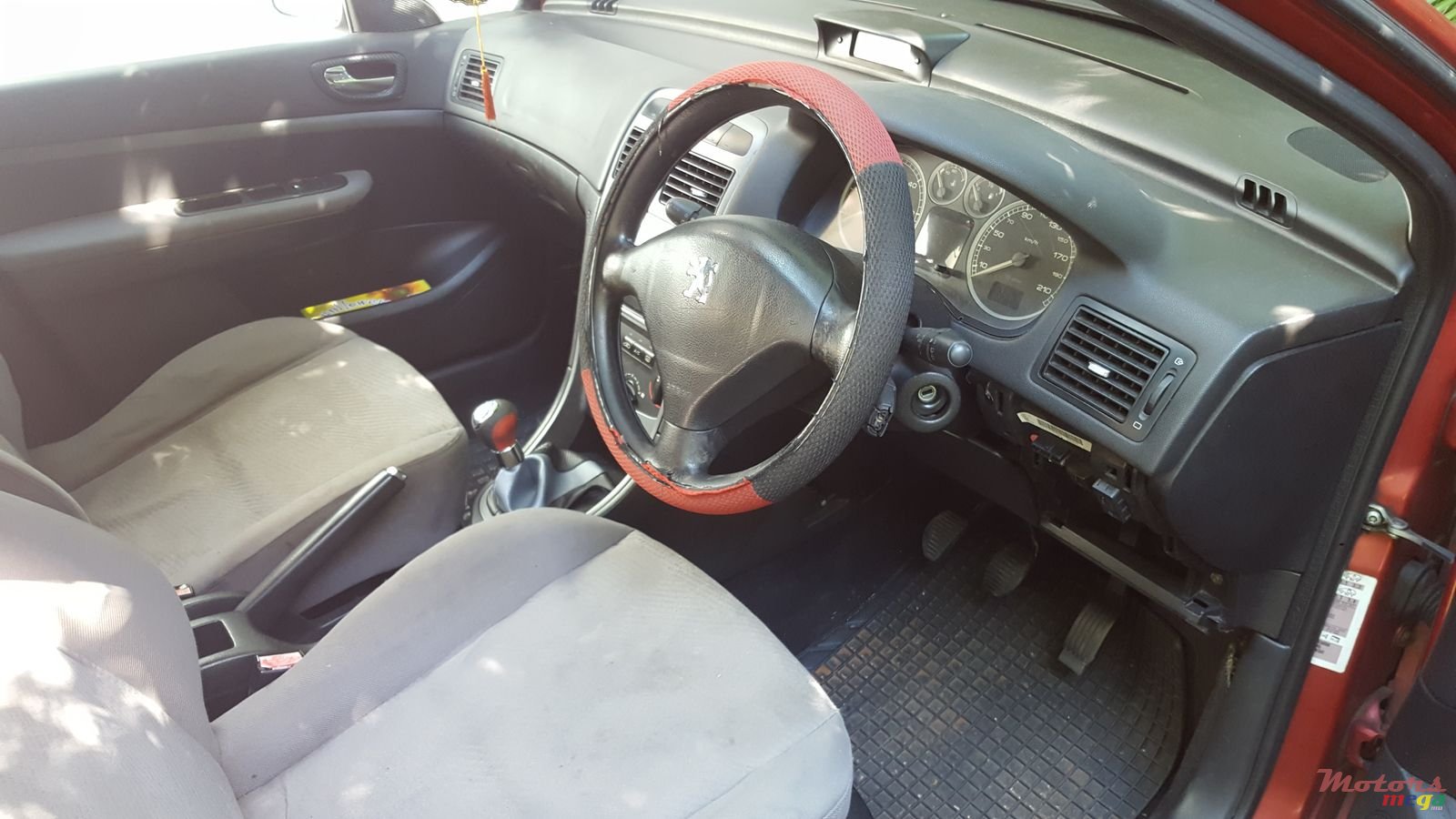 2002' Peugeot 307 photo #3