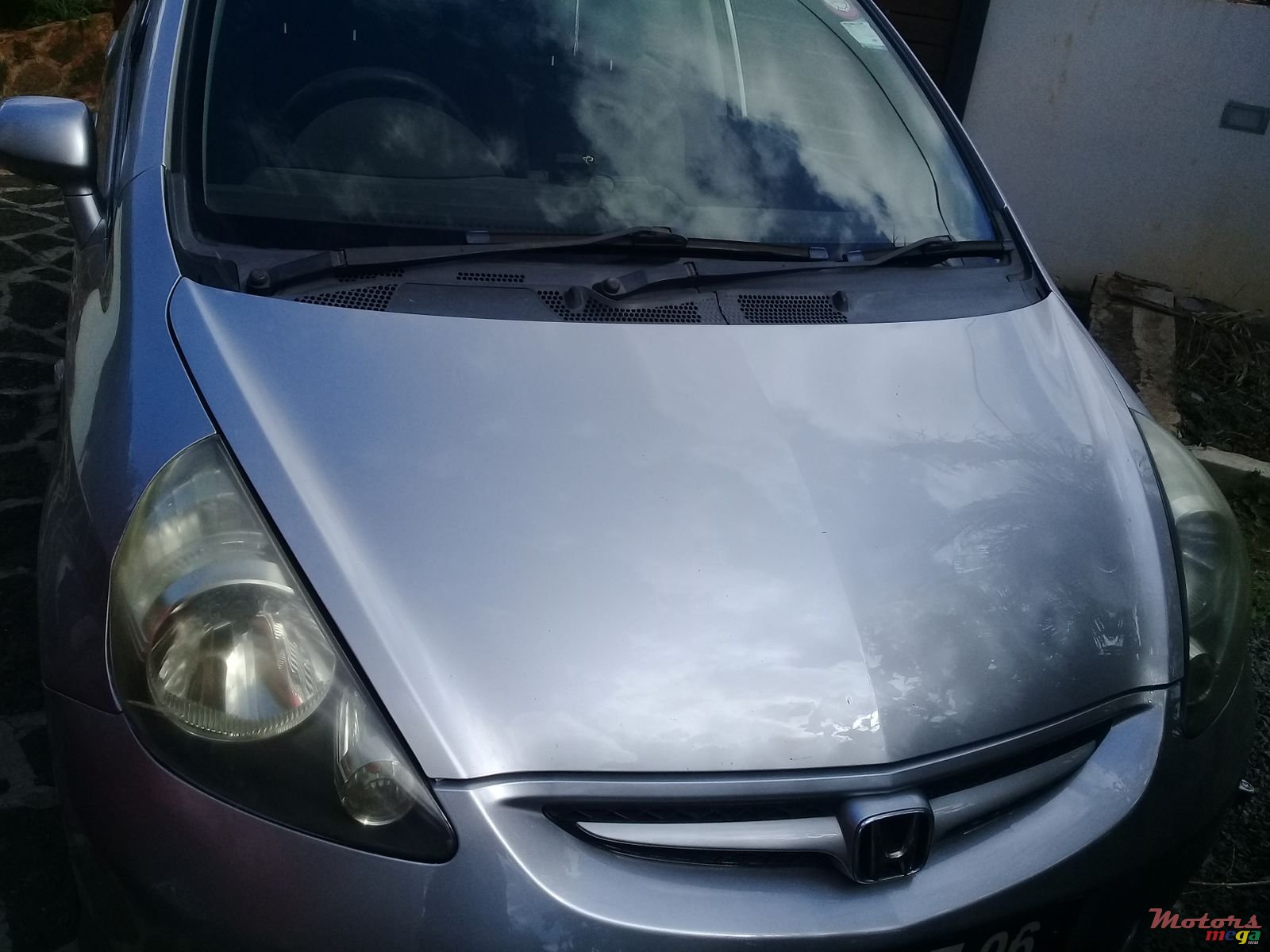 2006' Honda Fit photo #1