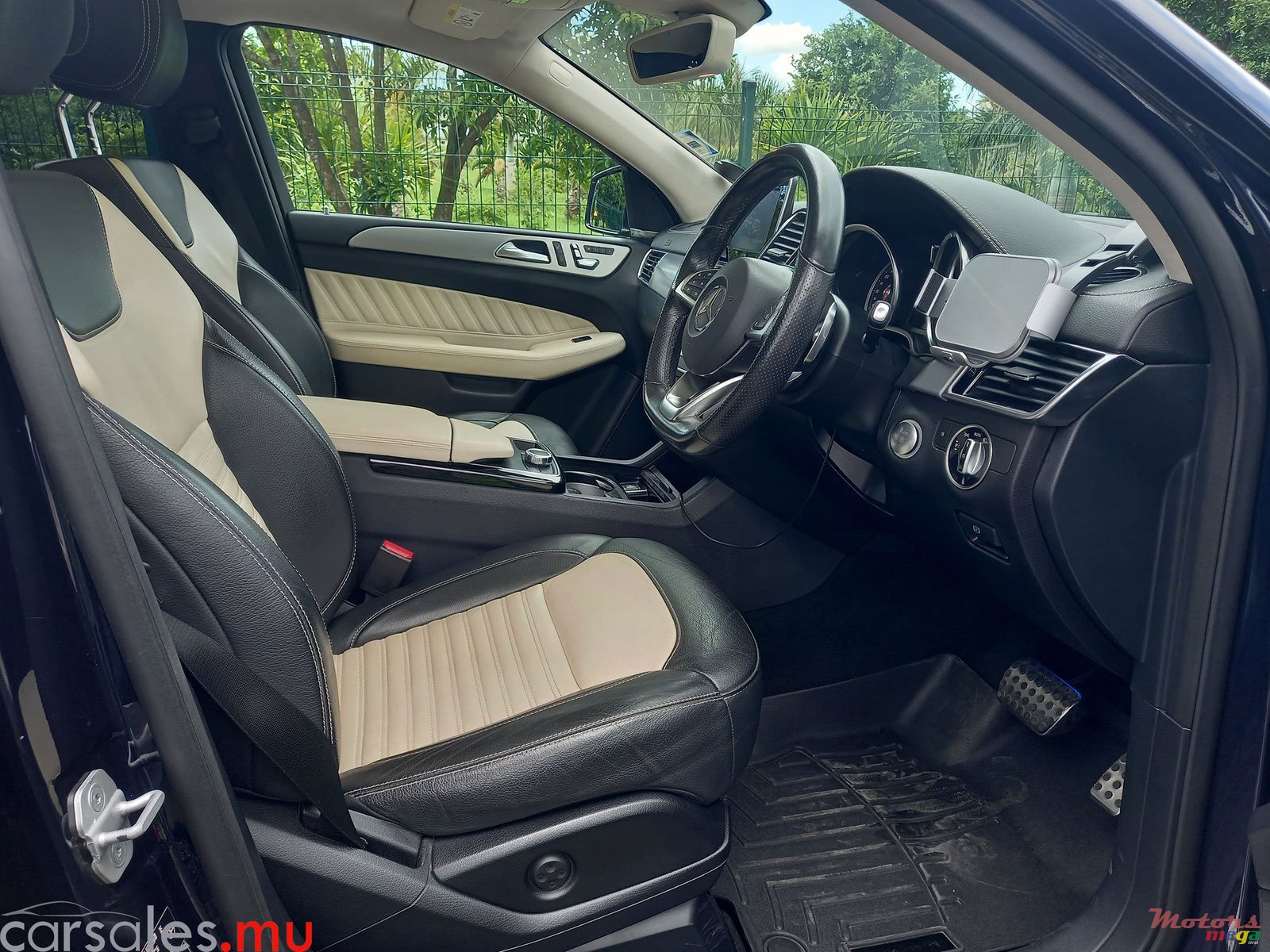 2018' Mercedes-Benz GLE 400 AMG 4 Matic 3.0 photo #6