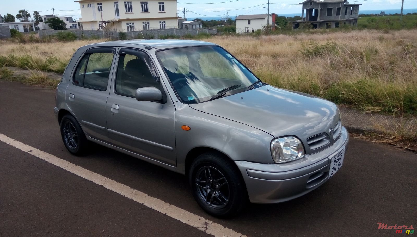 2001' Nissan March photo #3