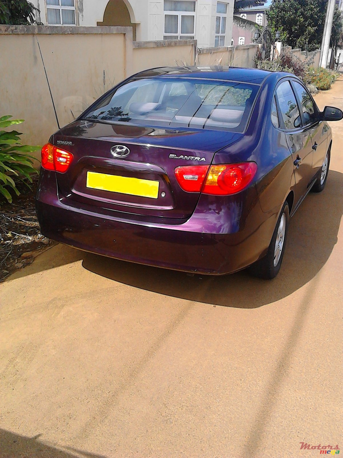 2008' Hyundai Elantra photo #1