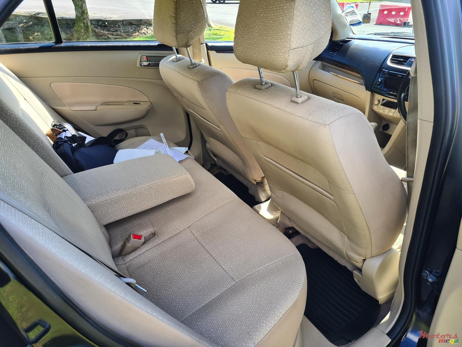 2016' Suzuki Swift DZIRE AUTOMATIC for sale. VacoasPhoenix, Mauritius