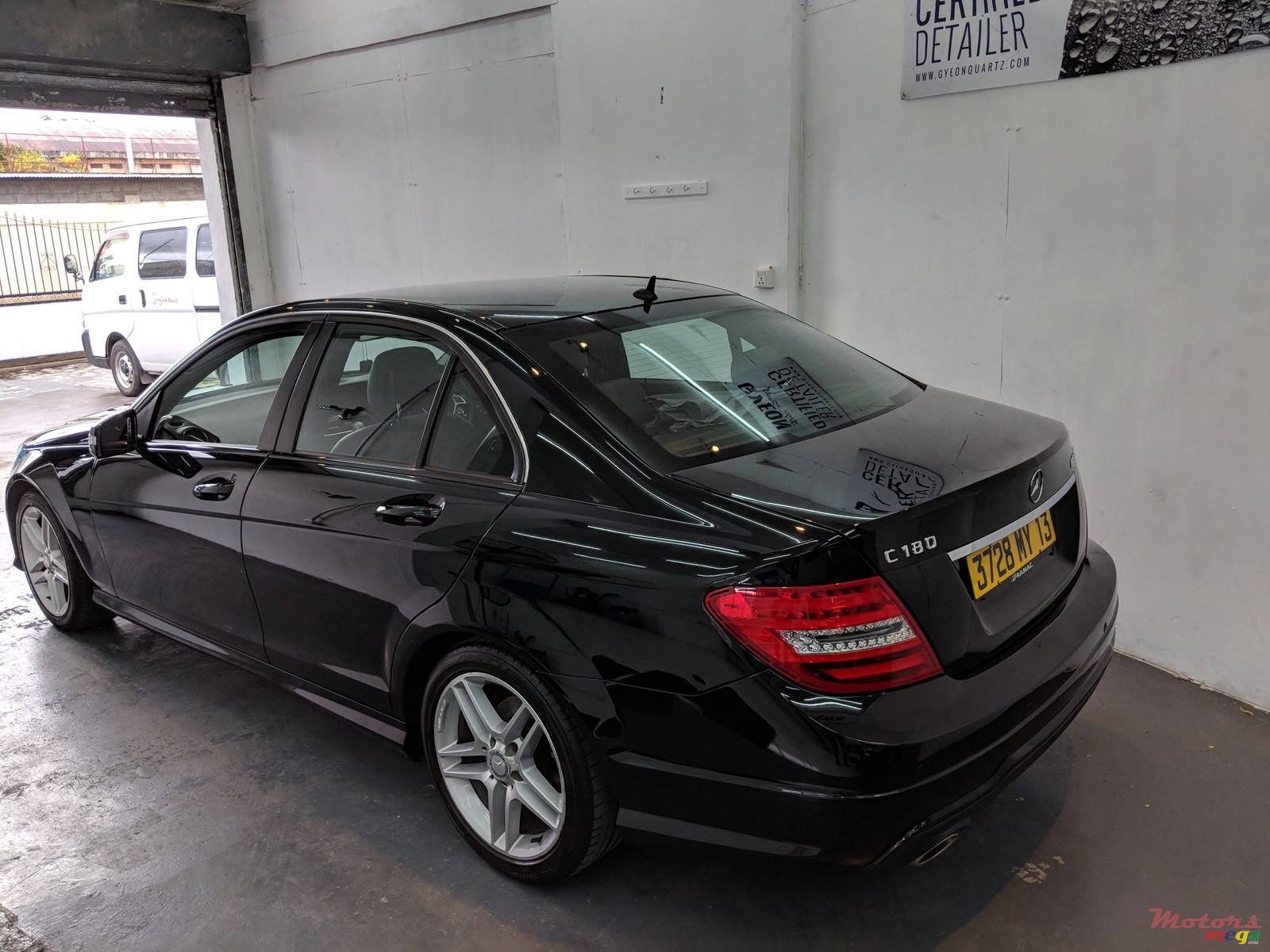 2013' Mercedes-Benz CLC 180 photo #2