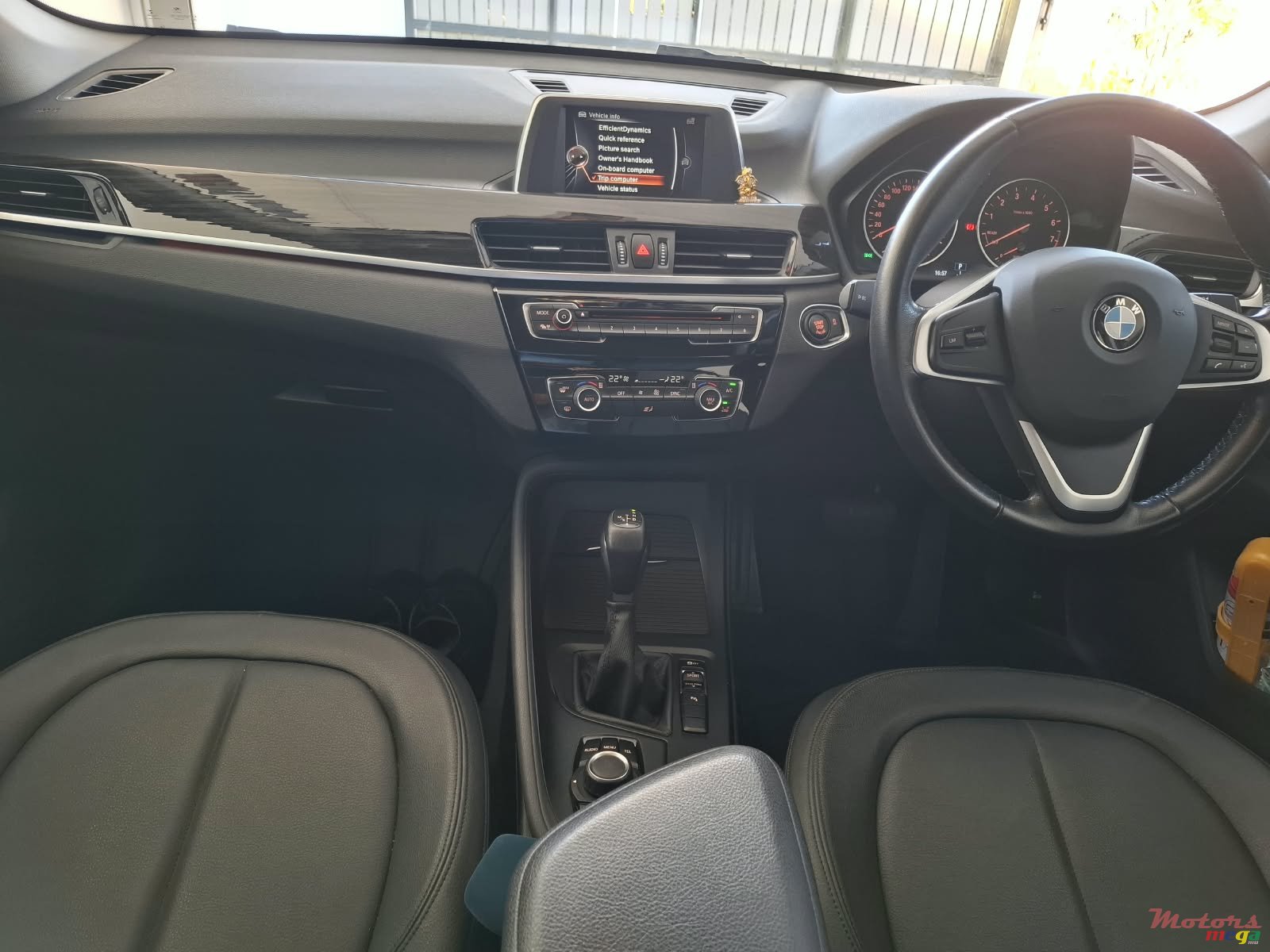 2017' BMW X1 Sdrive18i photo #5