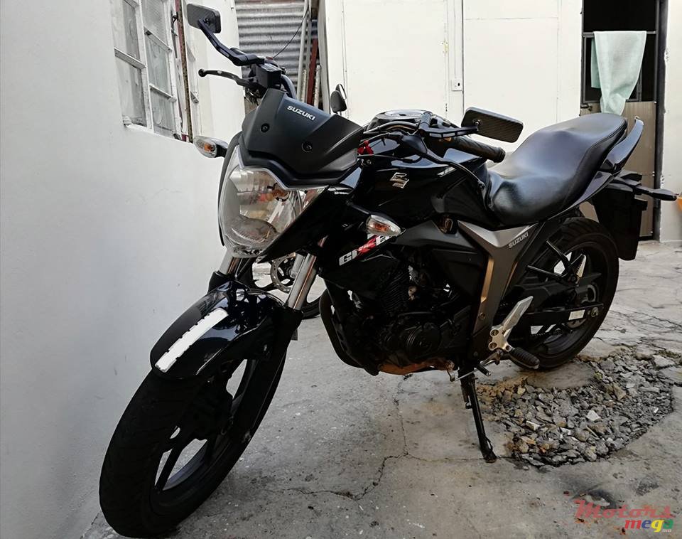 2016' Suzuki GIXXER 150 photo #1