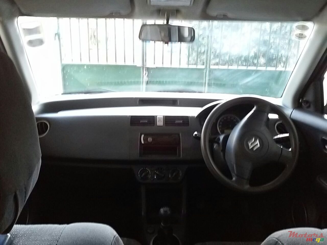 2008' Suzuki Swift photo #4