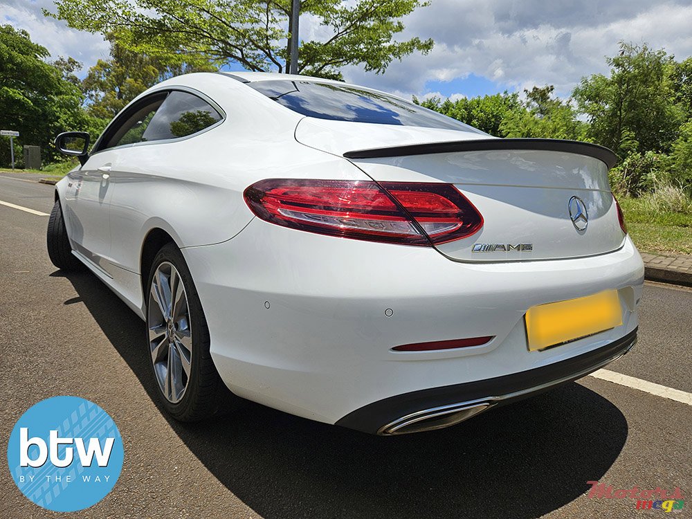 2018' Mercedes-Benz C 180 AMG Coupe photo #3