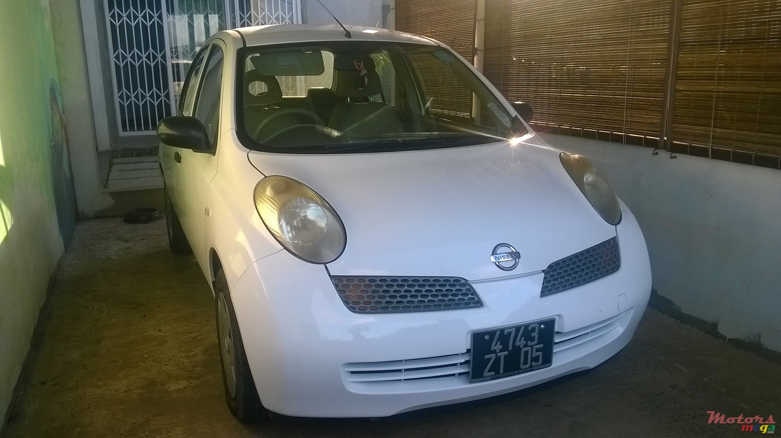 2005' Nissan Micra photo #1