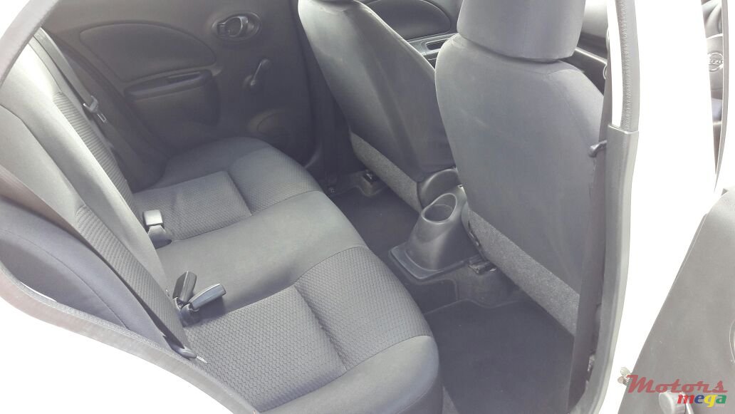 2012' Nissan March photo #4