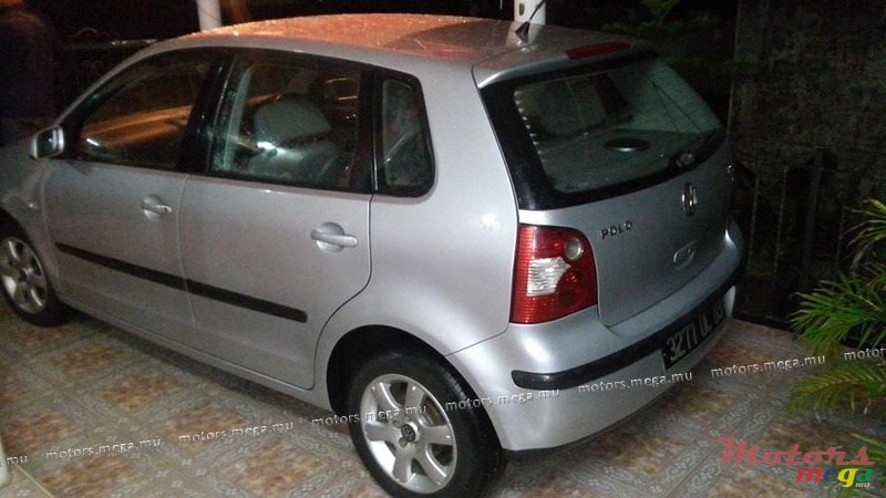 2003' Volkswagen Polo photo #3