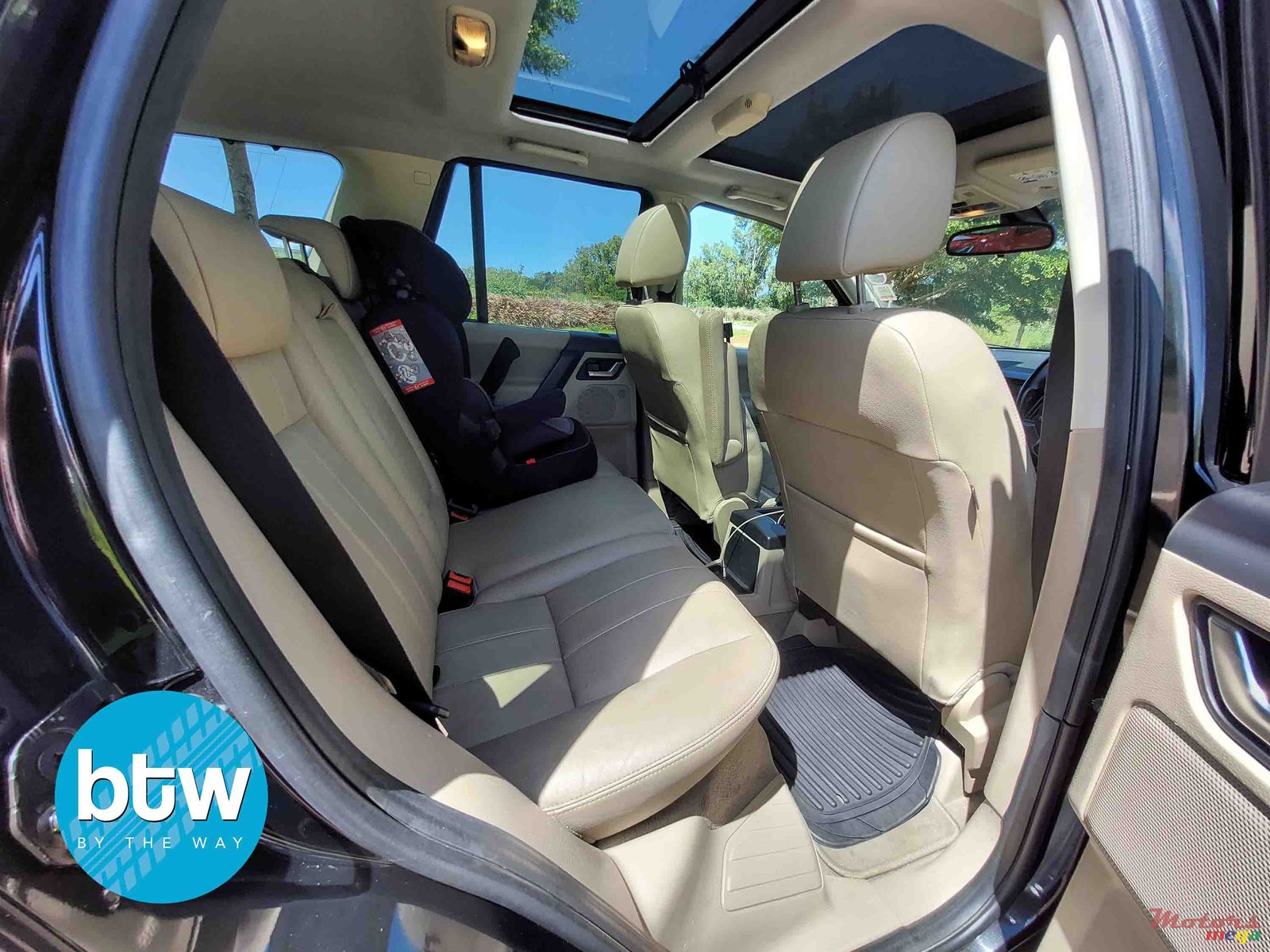 2013' Land Rover Freelander photo #5