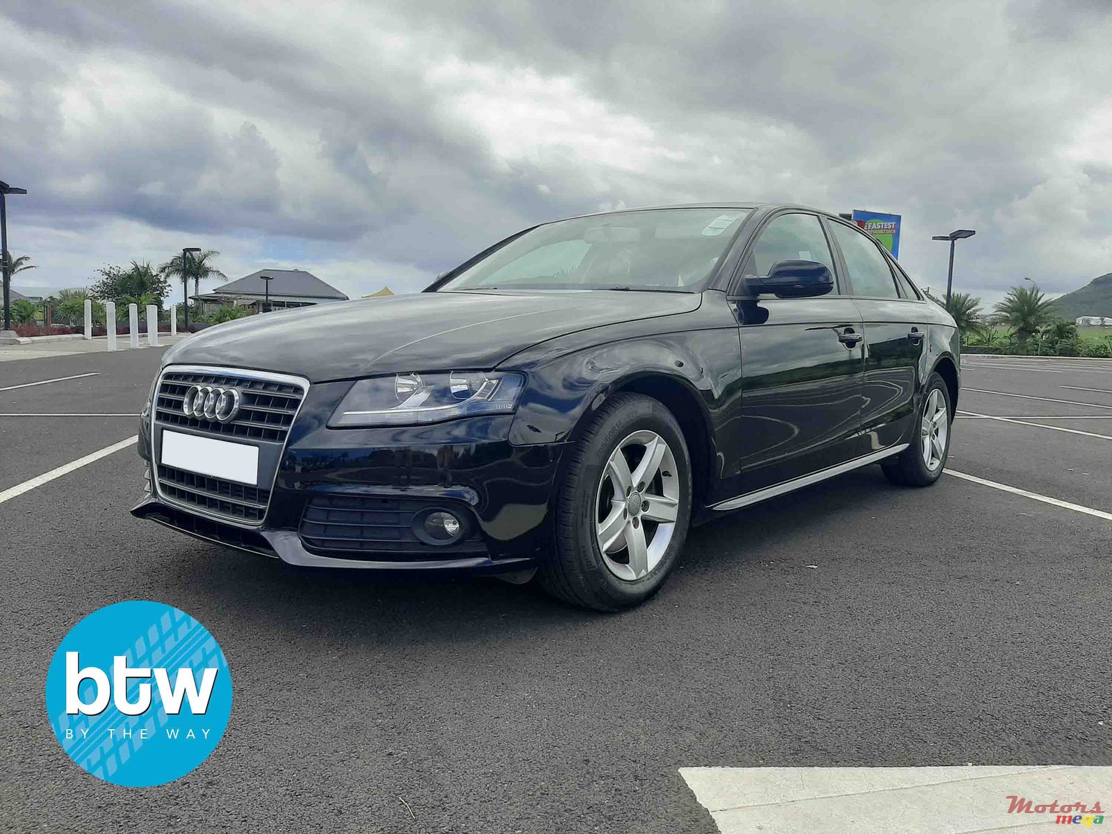 2013' Audi A4 photo #2