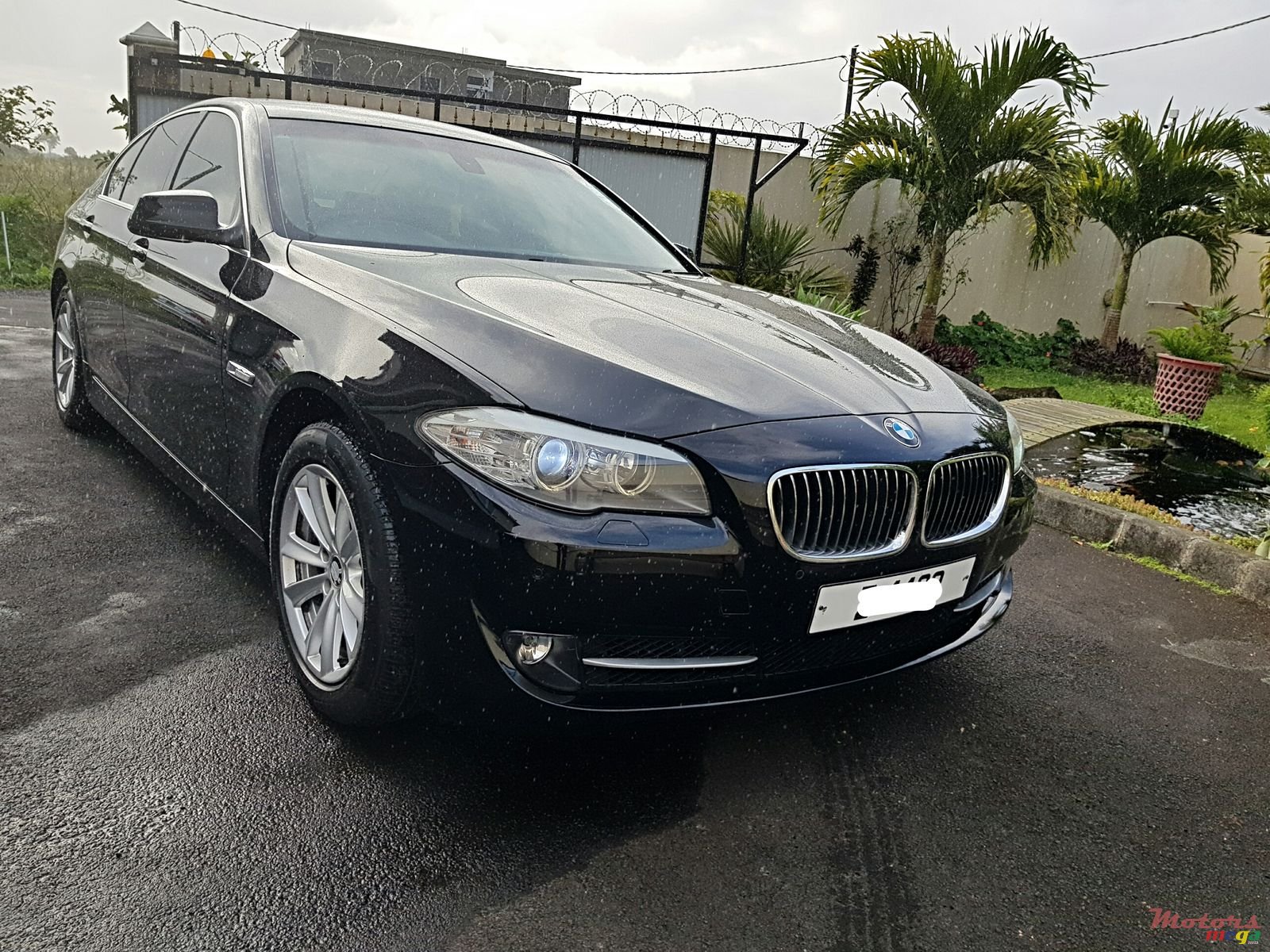 2012' BMW 5 Series Automatic photo #1