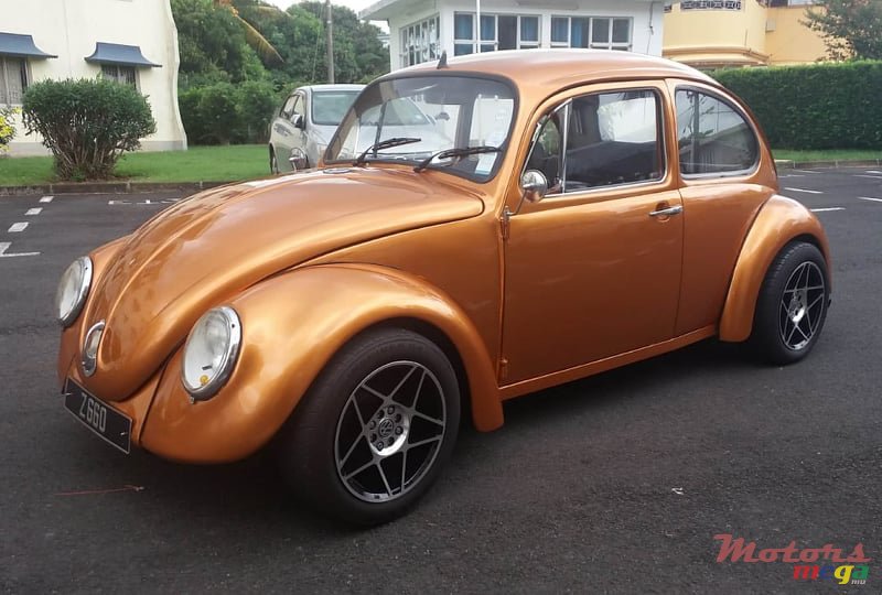 1970' Volkswagen Beetle Fully Restored photo #1