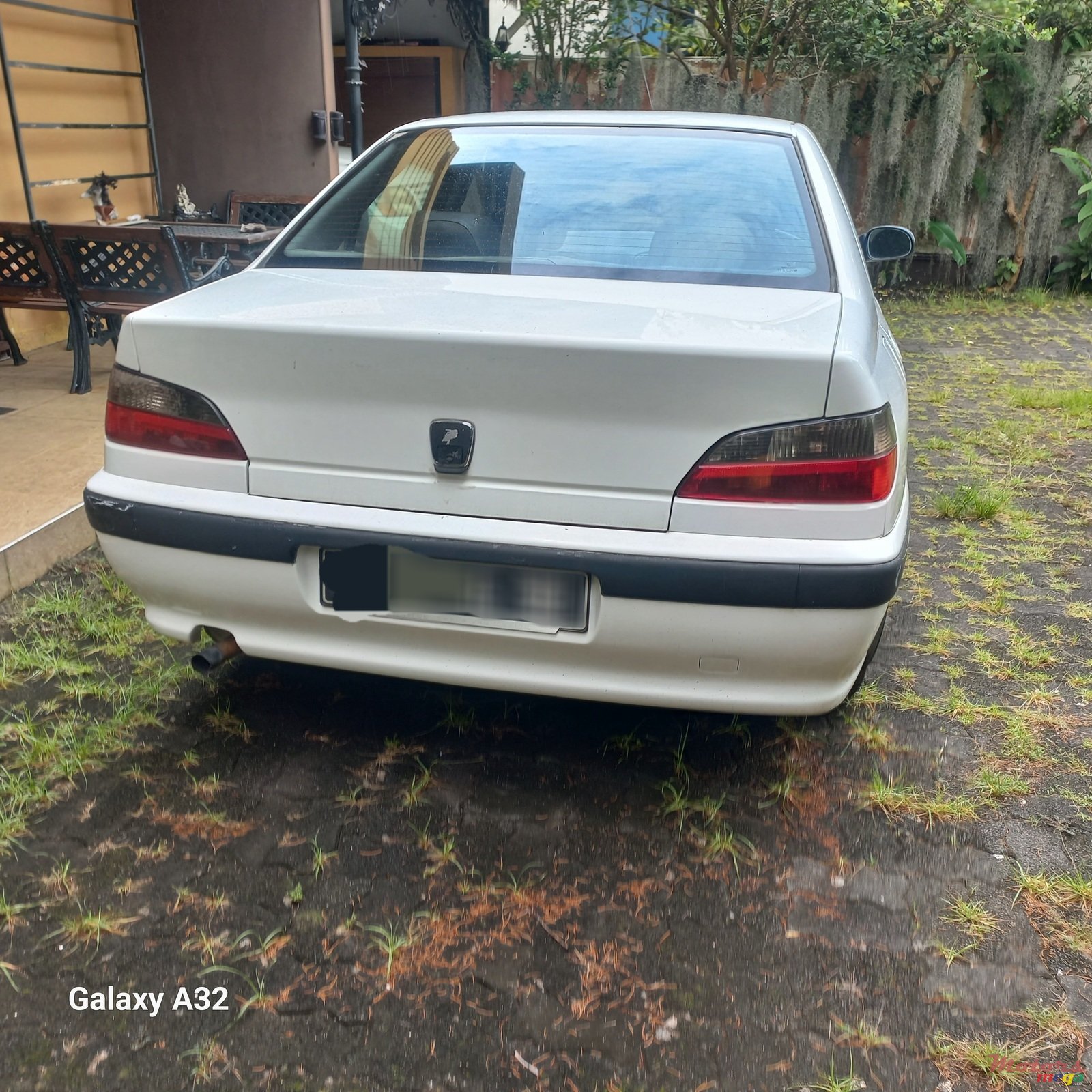 1998' Peugeot 407 photo #2