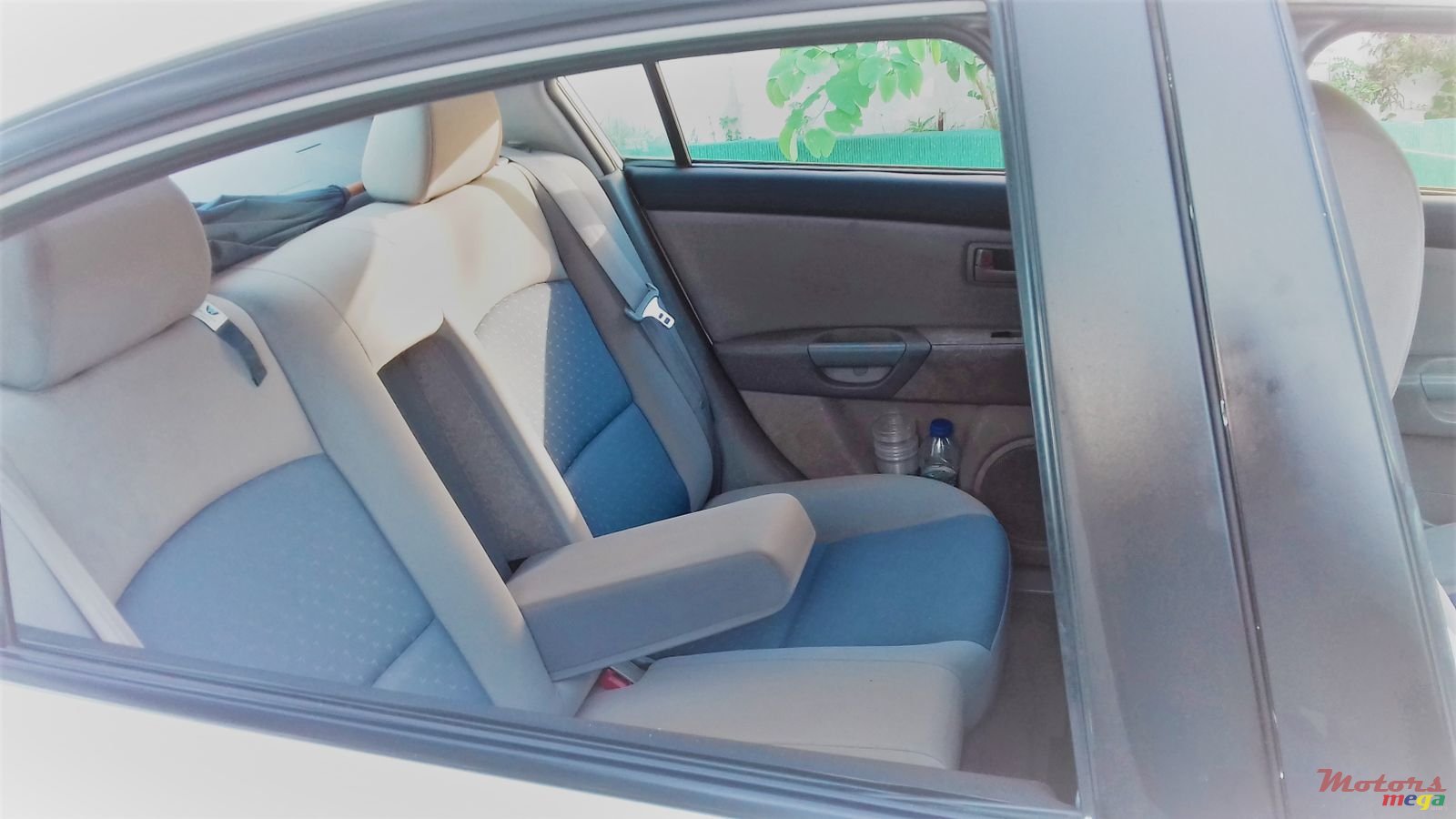 2003' Mazda Axela photo #3