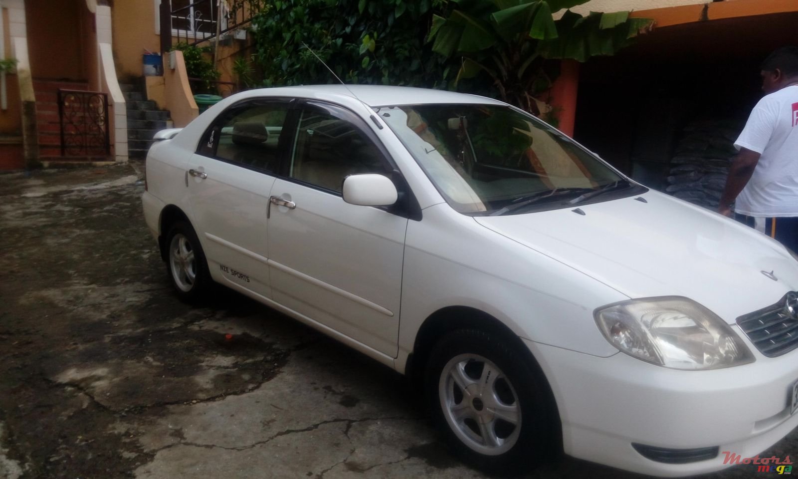 2003' Toyota Corolla nze 121 photo #1